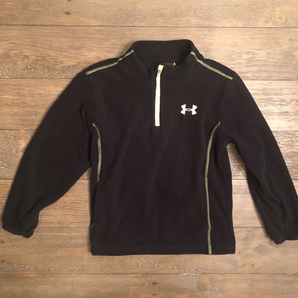 Under Armour Boys Fleece Pull Over Size 5